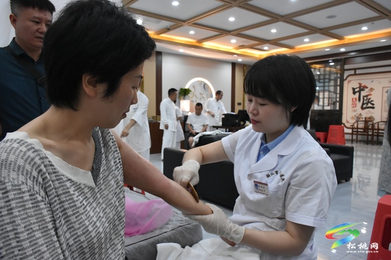 縣人民醫(yī)院中醫(yī)科門診治療室正式開診