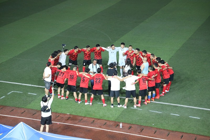 銅仁市第五屆運(yùn)動會群眾體育組男子足球比賽圓滿落幕