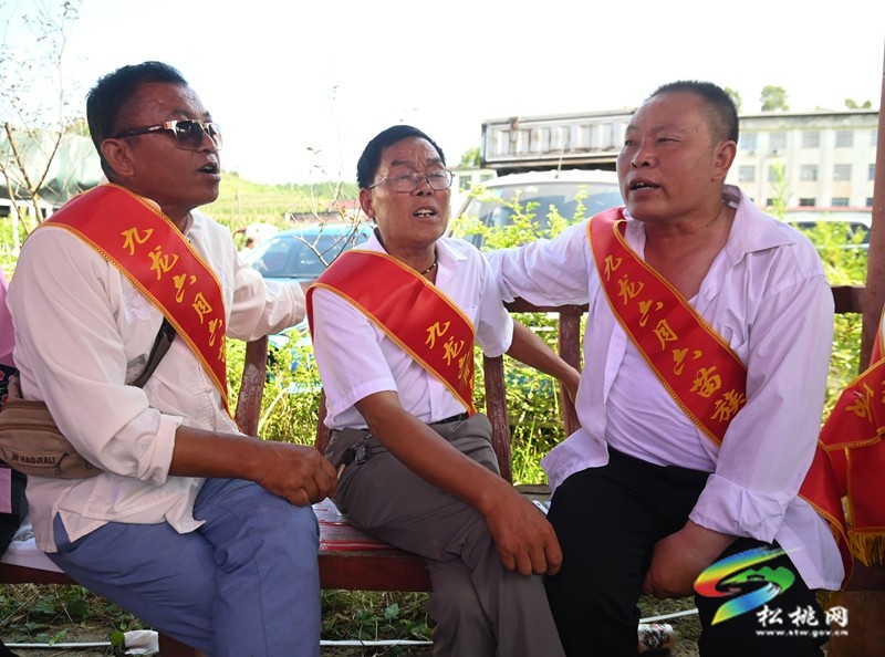 松桃：多彩活動(dòng)歡慶“六月六”