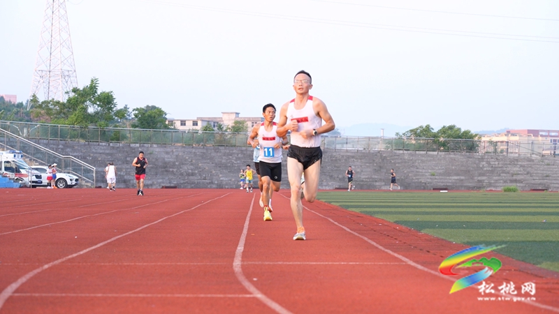 8.1公里+9.8公里 奔跑繪就軍民魚水情