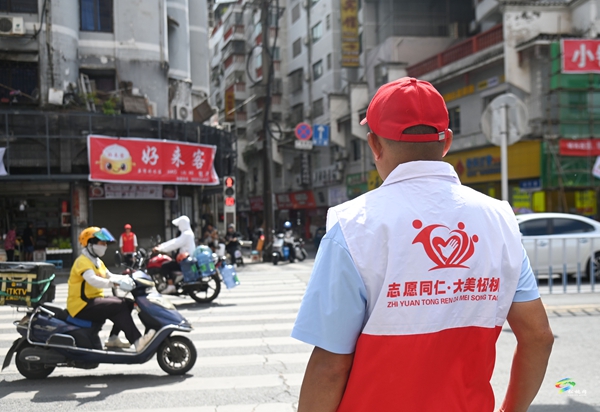 松桃：創(chuàng)建文明城市?志愿者在行動(dòng)