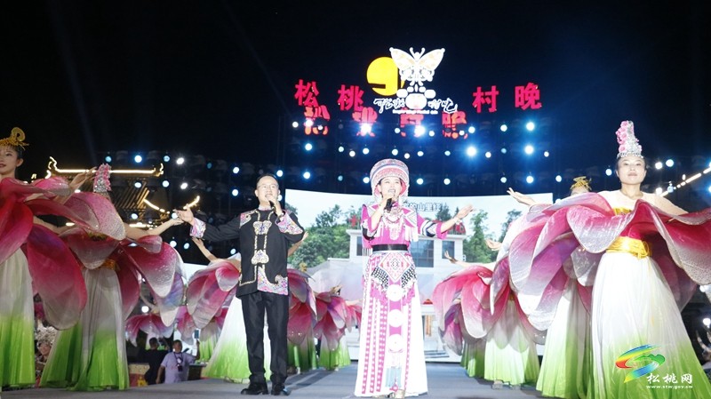【吃貴州“晚飯”·看松桃村晚】松桃村晚：第五場(chǎng)村村PK小組晉級(jí)賽  四村競(jìng)秀展風(fēng)采