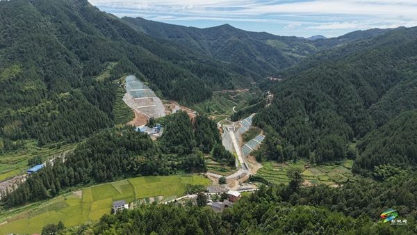 毛溪溝水庫(kù)建設(shè)正酣?預(yù)計(jì)明年4月下閘蓄水?惠及2萬(wàn)群眾