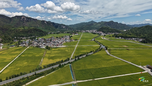 毛溪溝水庫(kù)建設(shè)正酣?預(yù)計(jì)明年4月下閘蓄水?惠及2萬(wàn)群眾