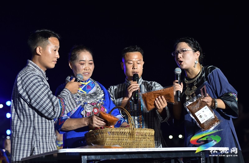 【吃貴州“晚飯”·看松桃村晚】 “松桃村晚2.0”第一期火熱開演，全新模式引全民狂歡