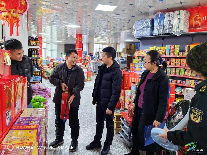 普覺鎮(zhèn)開展重點行業(yè)領(lǐng)域安全檢查 備戰(zhàn)低溫雨雪凝凍天氣