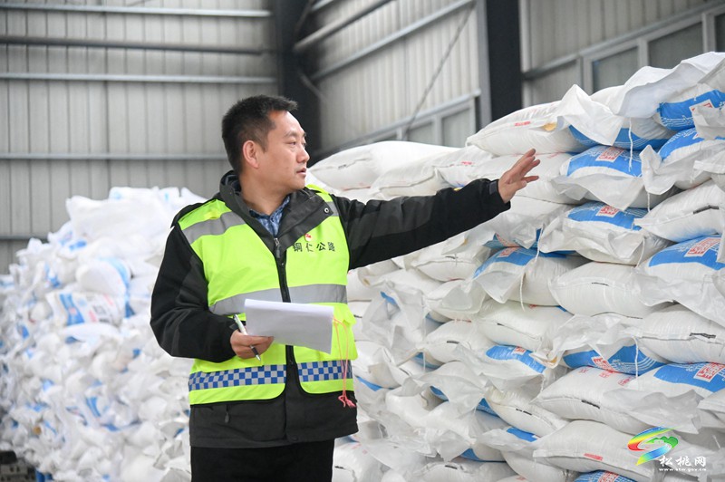 松桃公路管理段：強(qiáng)化應(yīng)急舉措 隨時待命保暢通