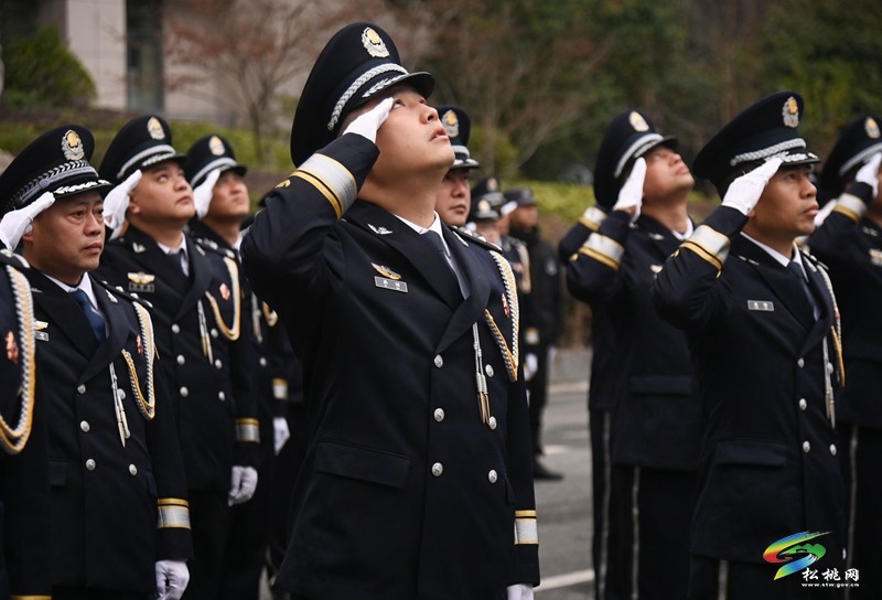 松桃：開(kāi)展系列活動(dòng)慶祝中國(guó)人民警察節(jié)