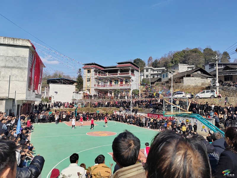 群眾性活動(dòng)，讓群眾唱主角  ——從松桃自治縣正大鎮(zhèn)地容村慶新春籃球友誼賽透視農(nóng)村群眾性文化活力