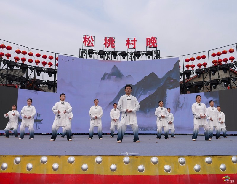 松桃：“民星”閃耀 春之韻“美麗鄉(xiāng)村歡樂(lè)匯”才藝大賽舉行