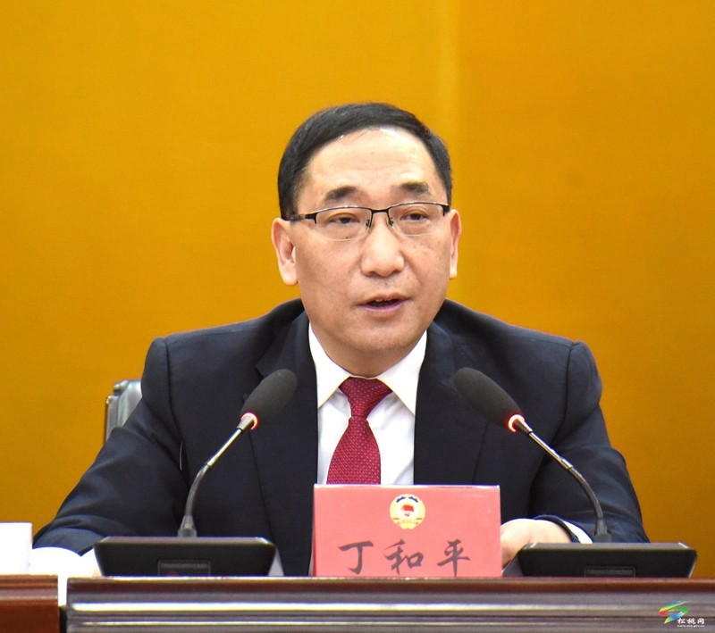 縣政協(xié)十五屆四次會(huì)議召開(kāi)第三次全體會(huì)議