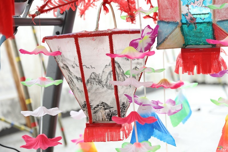 松桃普覺(jué)：手工花燈，指尖上的非遺傳承