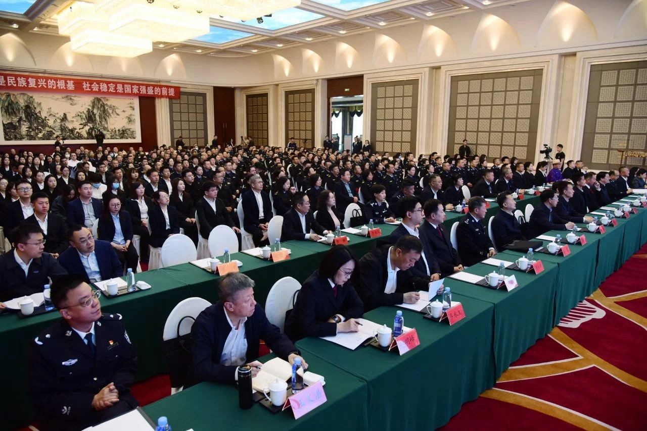 【國(guó)家安全教育】2025年全民國(guó)家安全教育日普法宣傳活動(dòng)（內(nèi)蒙古站）在烏蘭察布市成功舉辦