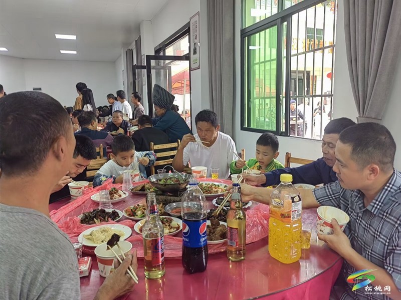 松桃牛郎：“合約食堂”吃出文明新風(fēng)尚