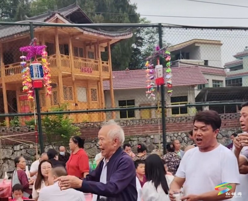 百年花燈戲:八旬老藝人的堅(jiān)守與傳承