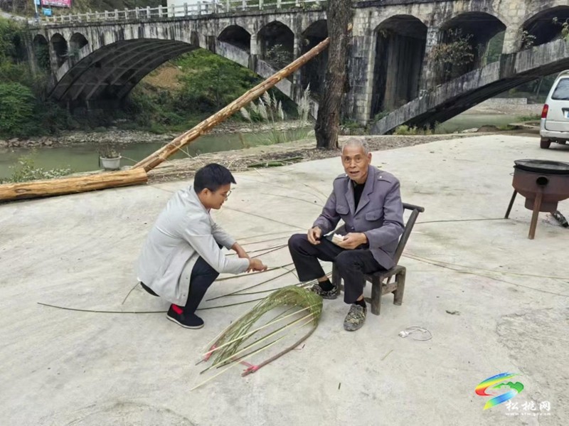 沙壩河鄉(xiāng)泡木村：搬遷后的“三大平臺”讓村民從“外來客”變“主人翁”