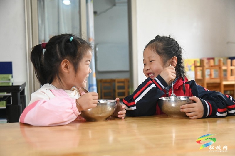 烏羅鎮(zhèn)小河村完小：奮力托起35個(gè)鄉(xiāng)村孩子的求學(xué)夢(mèng)