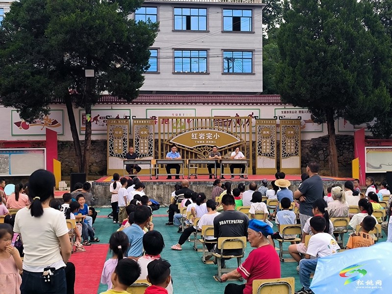 “安全最后一課”開講！ 松桃公安多維守護青少年暑期平安