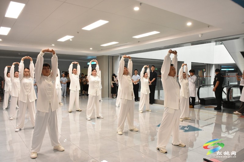縣人民醫(yī)院中醫(yī)科門診治療室正式開診