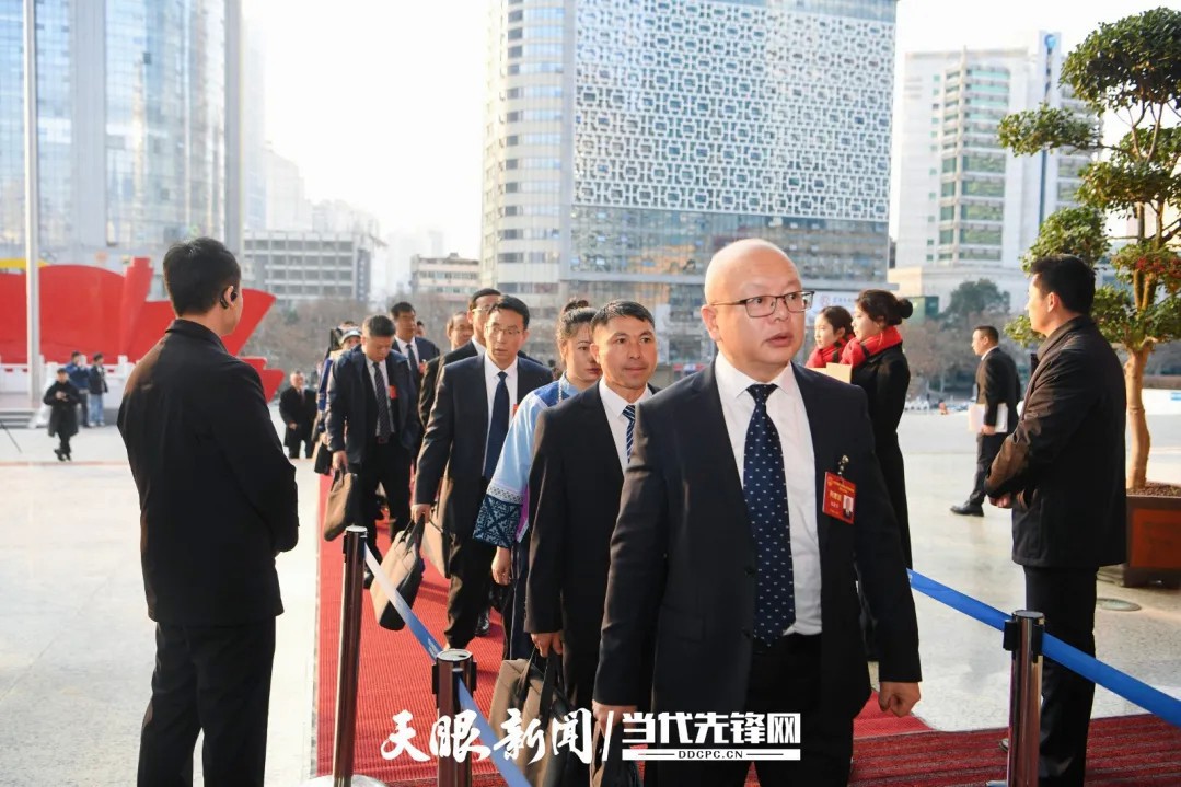 正在直播｜貴州省十四屆人大三次會議開幕會