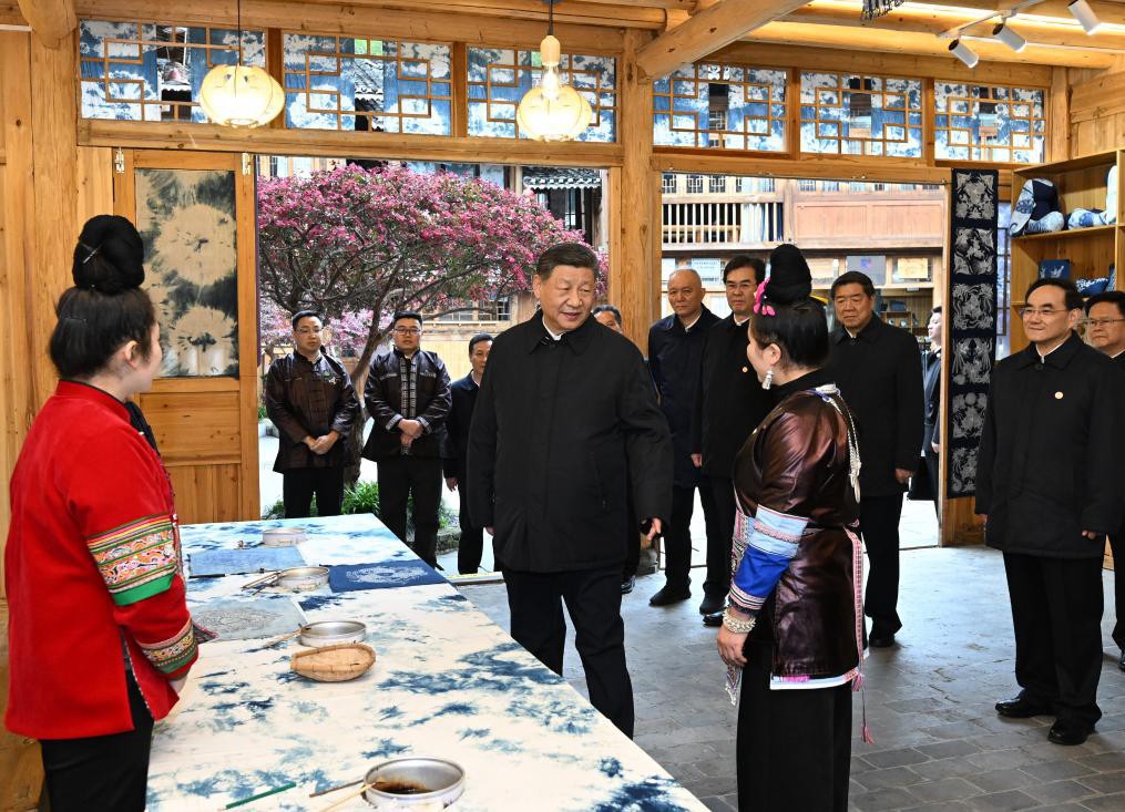 【習(xí)近平總書記在貴州考察】學(xué)習(xí)繪文丨蠟染之美，驚艷時(shí)光